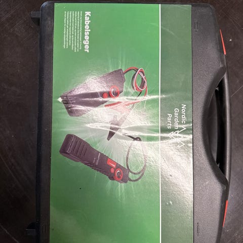 HellermannTyton CableScout CS-AW - Accessorio Per Passaggio Cavi Su Superfici Irregolari E Ruvide, Gestione Cavi Professionale