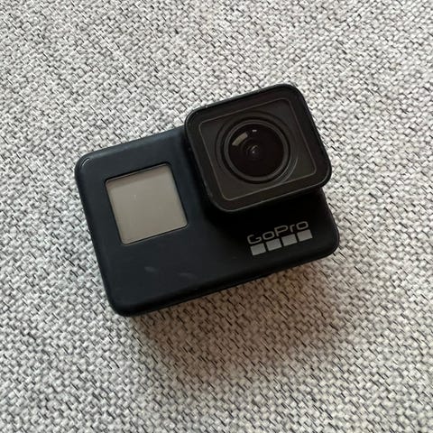 GoPro Hero 7 white + mye utstyr | FINN-torget
