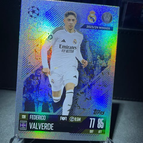 CARTE MATCH ATTAX - Stars mondiales - Karim Benzema EUR 1,00 - FR