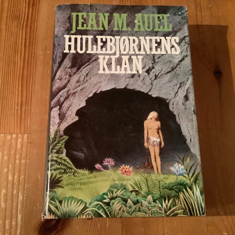 Jean M. Auel: Jordens Barn / Hulebjørnens Klan. Komplett i 6 bind
