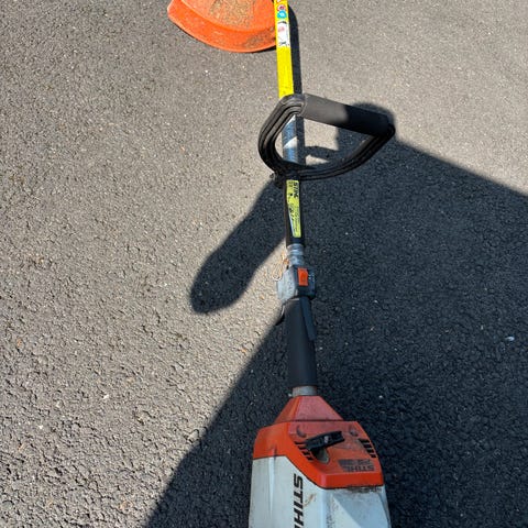 stihl-kantklipper-fs130-bensin-finn-torget