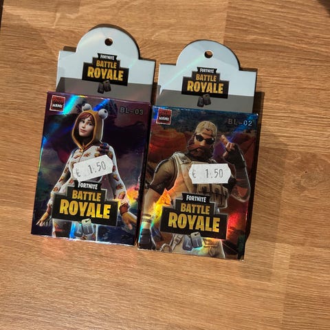 Fortnite trading cards mappe og kort selges | FINN-torget