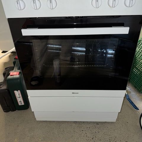 Gorenje keramisk komfyr (med AquaClean rengjøringsfunksjon) | FINN-torget