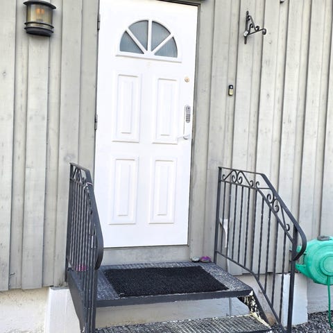 Utvendig trapp med rekkverk galvanisert stål Ønskes Kjøpt | FINN-torget