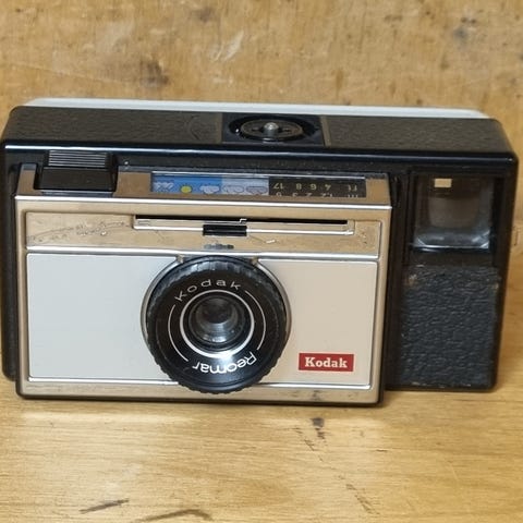 Appareil Photo Vintage Kodak Instamatic 224 - Occasion Fonctionnel