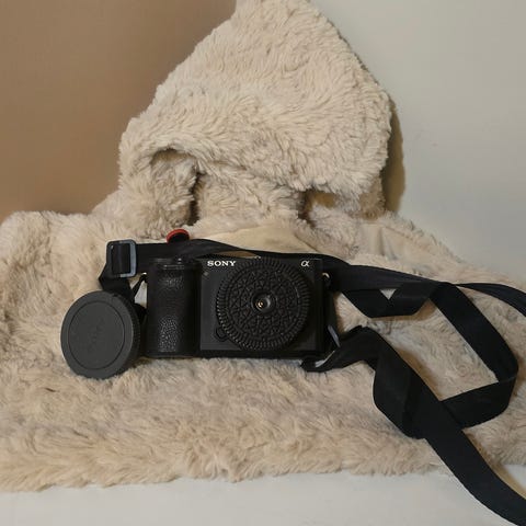 Sony Alpha speilløst kamera med objektiver og tilbehør | FINN-torget