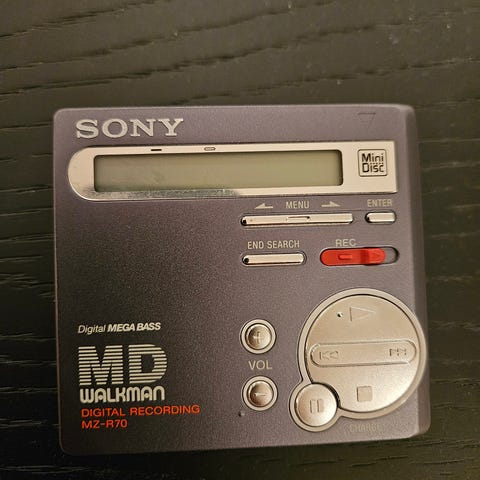 Sony MZ-R900 MD Walkman minidisc-spiller | FINN-torget