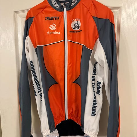 Pas Normal Studios T.K.O. sykkeltrøye langermet hvit flerfarget | FINN ...