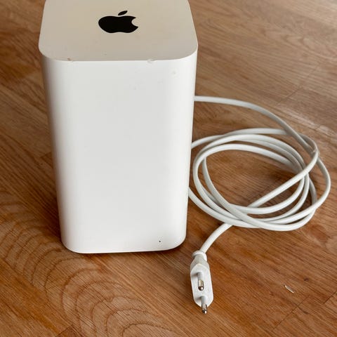 Apple AirPort Express trådløs router hvit | FINN-torget