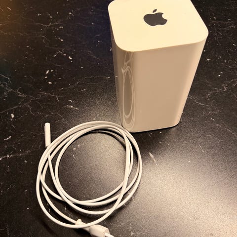 Apple AirPort Express trådløs router hvit | FINN-torget