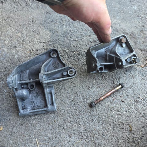 BMW E30 liten bremsekraftforsterker | FINN-torget