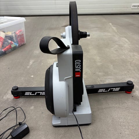 Elite Drivo II smart sykkelrulle | FINN-torget