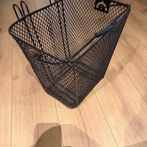 Bits Sykkelkurv med klikkfeste | FINN-torget