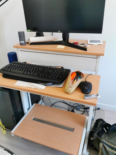 Nytt og brukt annonser med søkeordet pc bord | FINN Torget Nytt og brukt annonser med søkeordet pc bord | FINN Torget