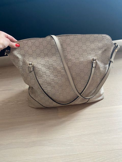 Brukt, Gucci - Leather GG Shoulder Large Bag - Monogram Guccissima Logo Cream Tote Bag til salgs  Rasta