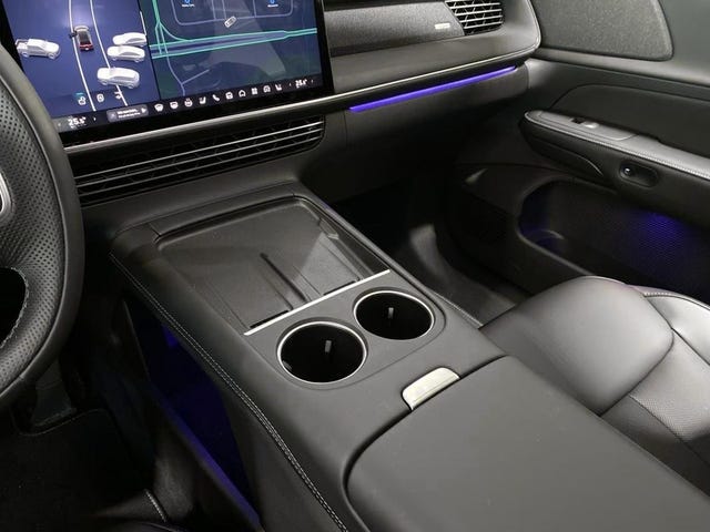 2024 XPENG G6 - 23