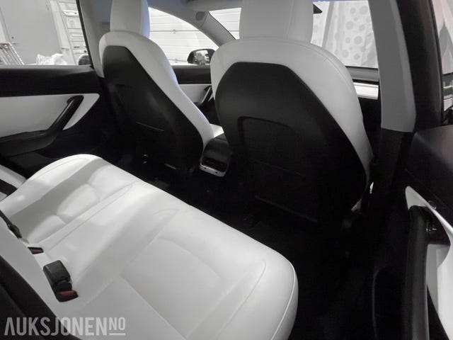 2019 TESLA MODEL 3 - 10