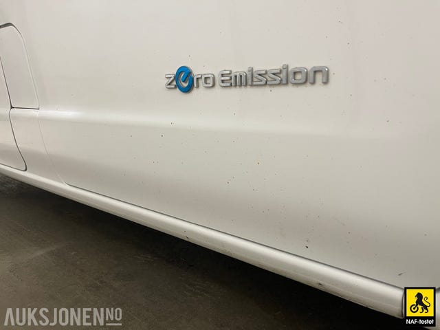 2017 NISSAN E-NV200 - 38
