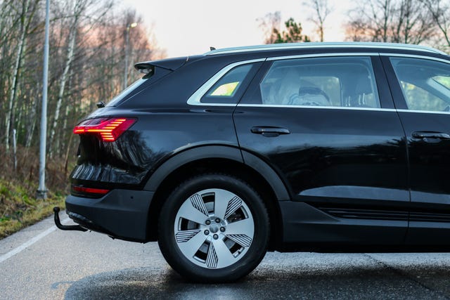 2020 AUDI E-TRON - 8