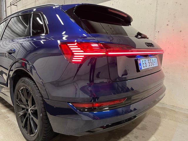 2020 AUDI E-TRON - 27