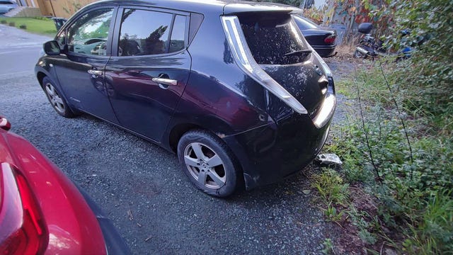 2011 NISSAN LEAF - 7