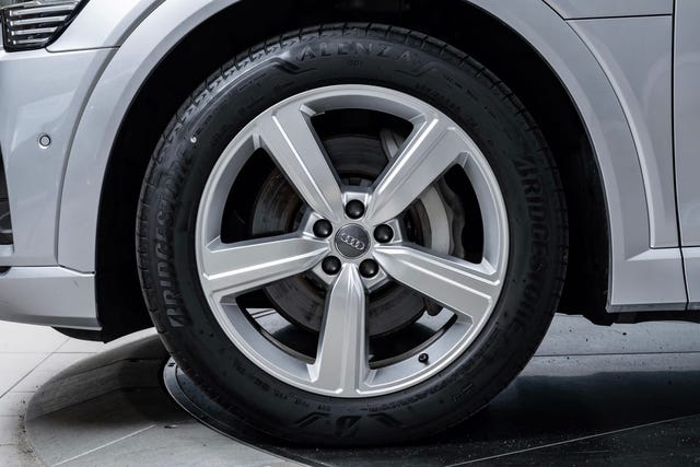 WAUZZZGE4LB035245 2020 AUDI E-TRON-4
