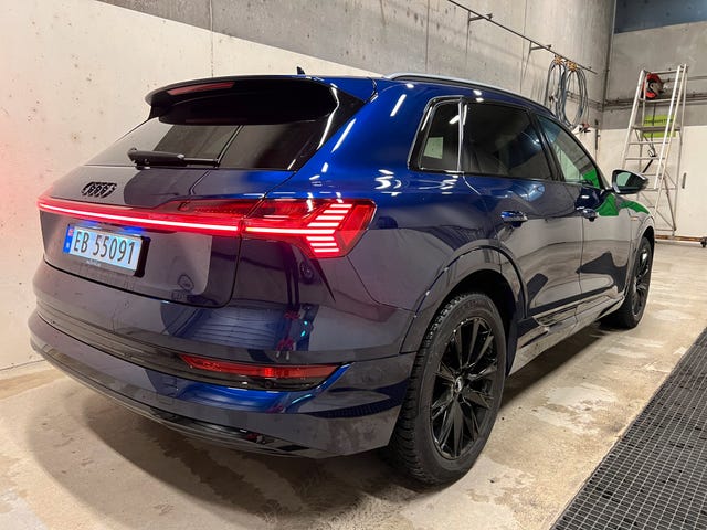 2020 AUDI E-TRON - 10