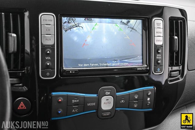 2015 NISSAN E-NV200 - 25