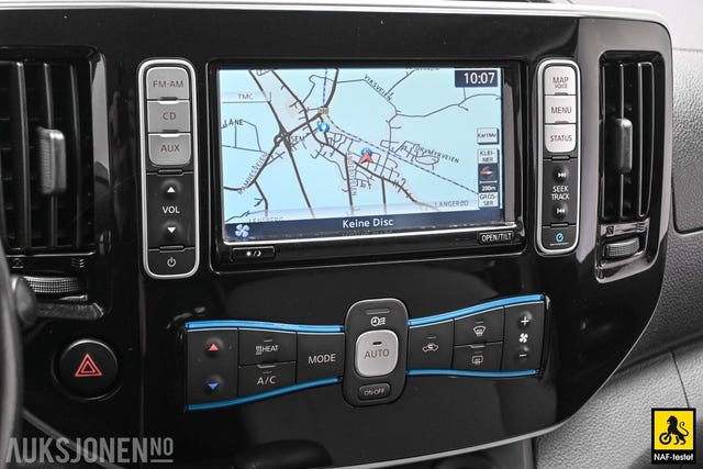 2015 NISSAN E-NV200 - 23