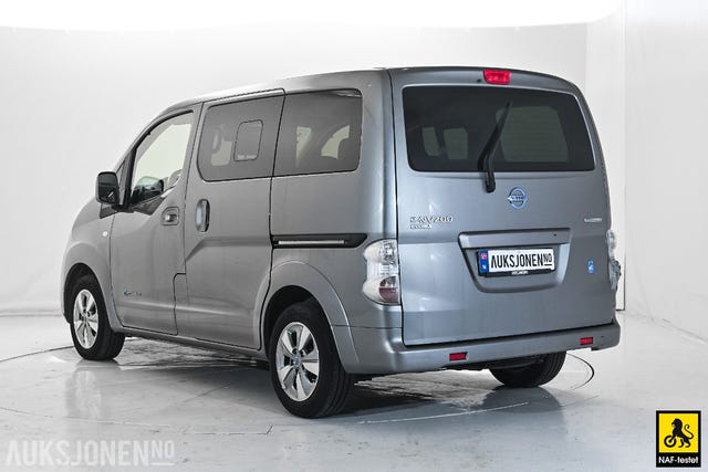 VSKTAAME0U0508323 2015 NISSAN E-NV200-5