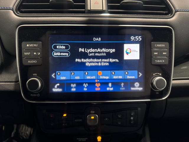2025 NISSAN LEAF - 12