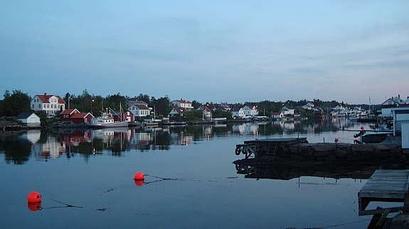 Sundet - kveldsutsikt vest fra bryggen Galleribilde