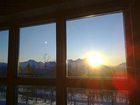 Utsikt fra stuen 5. feb 2012 Galleribilde