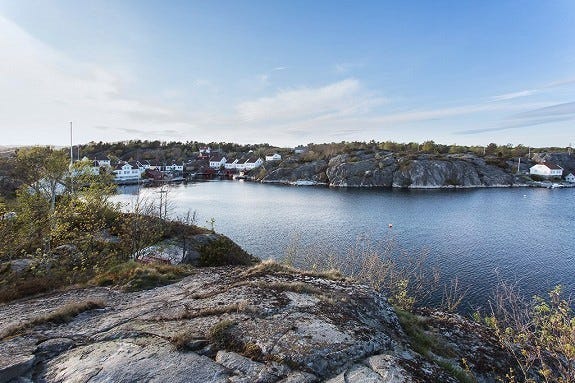 Ågerøya fra sydsiden. Galleribilde