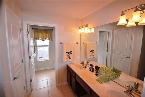 Bad 2 etg Galleribilde