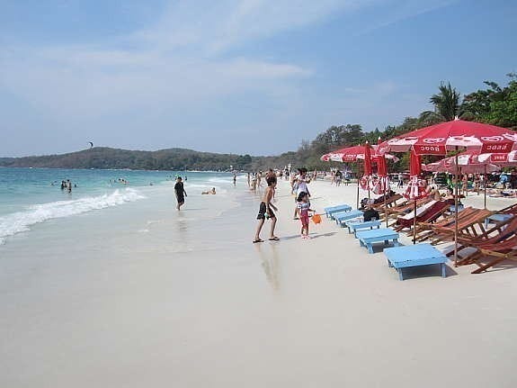 Koh Samet ligger bare 20 minutter unna med båt direkte fra stranden. Galleribilde