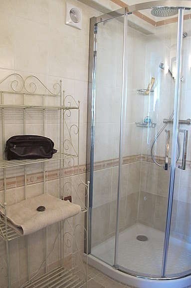 Bad ved dusj Galleribilde