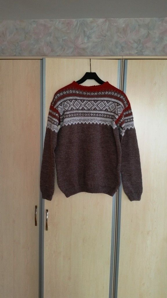 Brunbeige (LXL) Marius genser. Herre | FINN.no Brunbeige (LXL) Marius genser. Herre | FINN.no