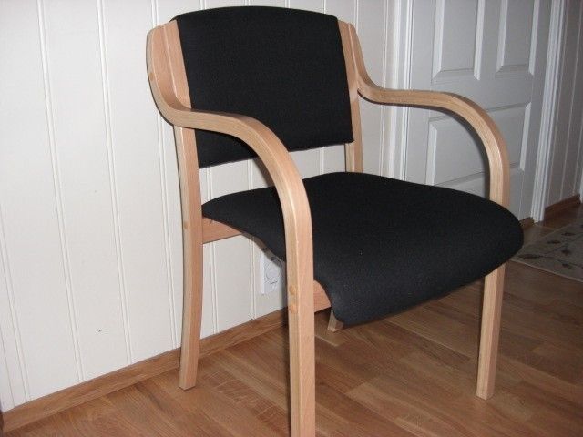 Maren konferansstoler | FINN.no Maren spisebordstol | FINN.no
