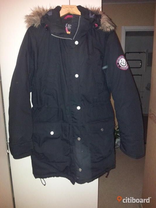 Etirel campus sportswear stillig varm jakke Stockholm str 38 Etirel campus sportswear stillig varm jakke Stockholm str 38