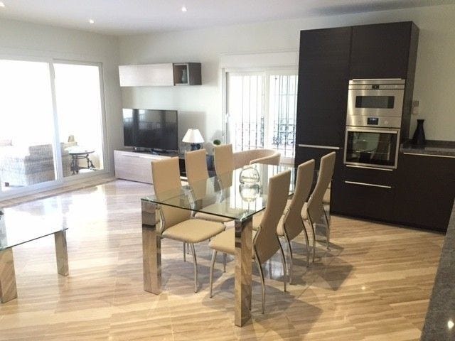 Stue/kjøkken Galleribilde