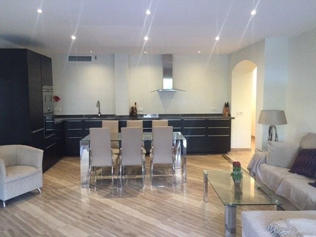 Stue og kjøkken Galleribilde