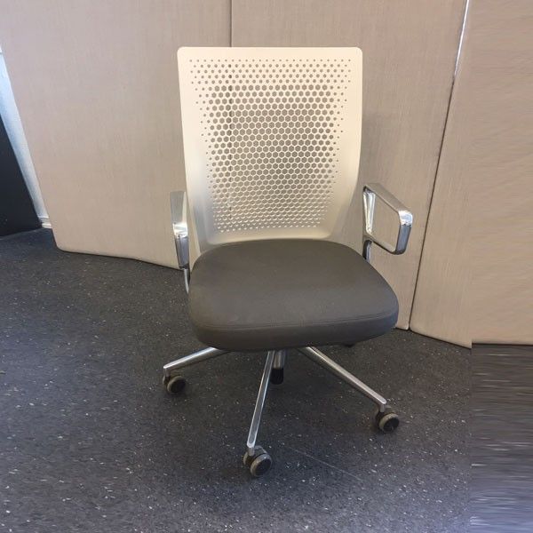 Vitra kontorstol | FINN.no KontorStol til salg | FINN.no