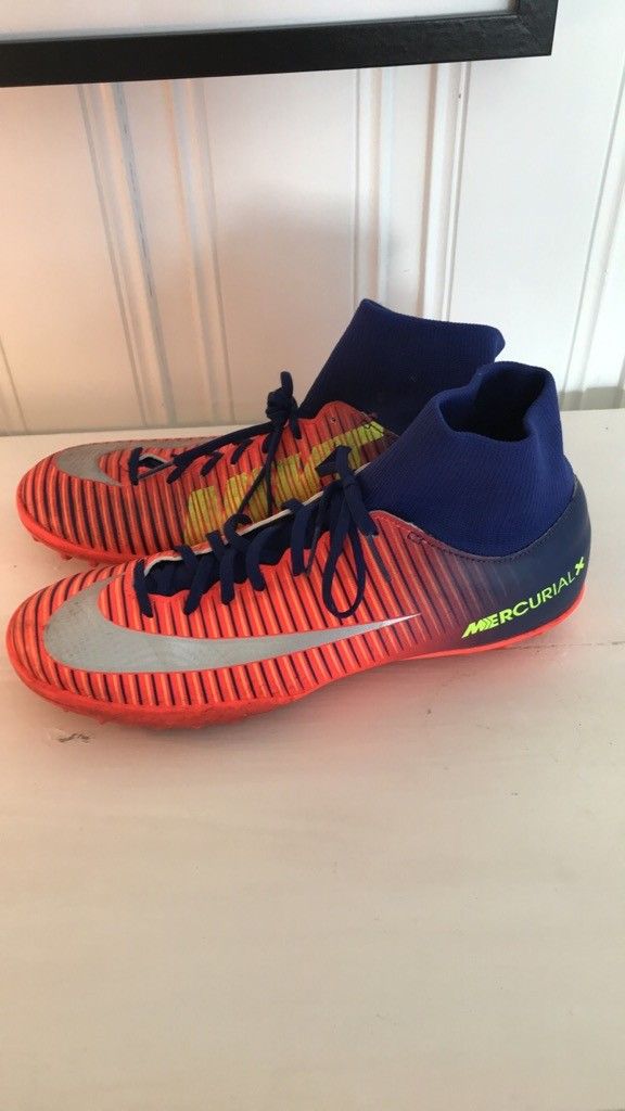 Nike Mercurial fotballsko str. 40,5 | FINN.no Nike Mercurial fotballsko str. 40,5 | FINN.no