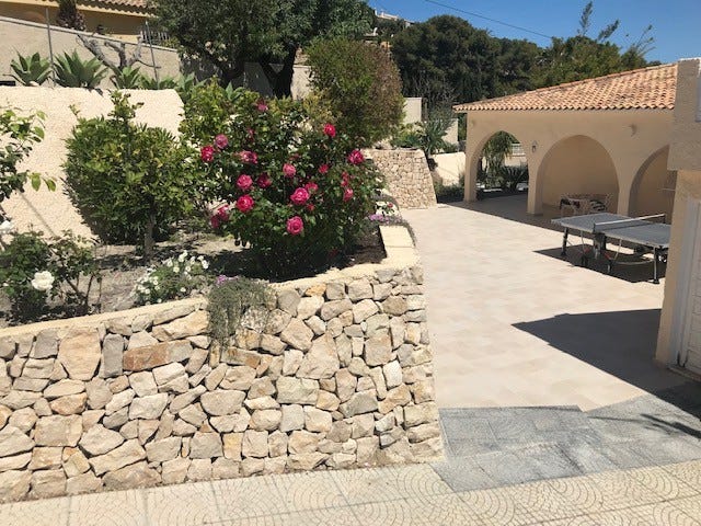 Bakhagen ved innkjørsel Galleribilde