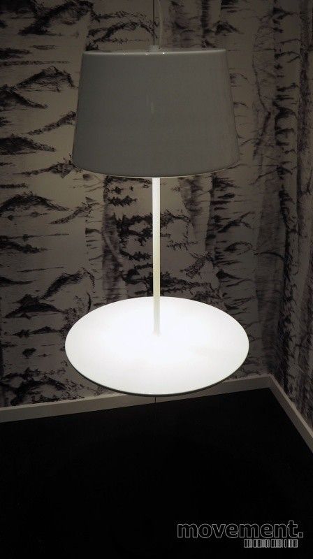 Northern Lighting, modell Illusion, svevende taklampe Northern Lighting, modell Illusion, svevende taklampe