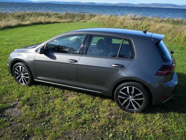 WVWZZZAUZK8909982 2019 VOLKSWAGEN GOLF-4