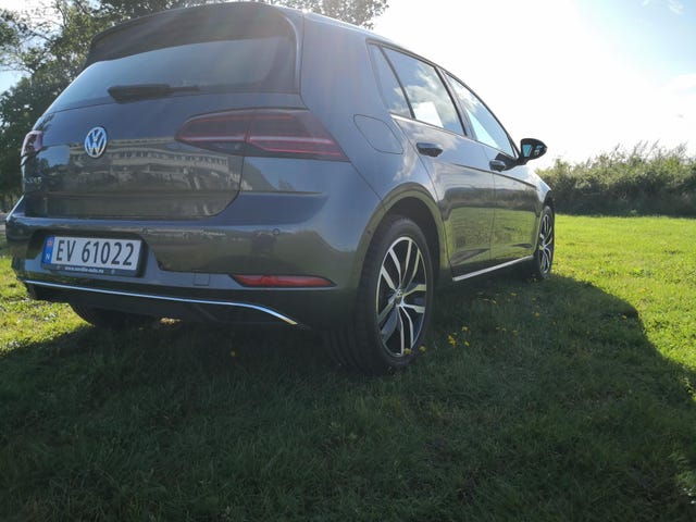 2019 VOLKSWAGEN GOLF - 9