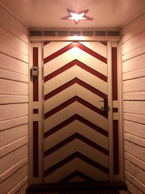 Inngangsdør (Foto: Siv Helen Lekven) Galleribilde