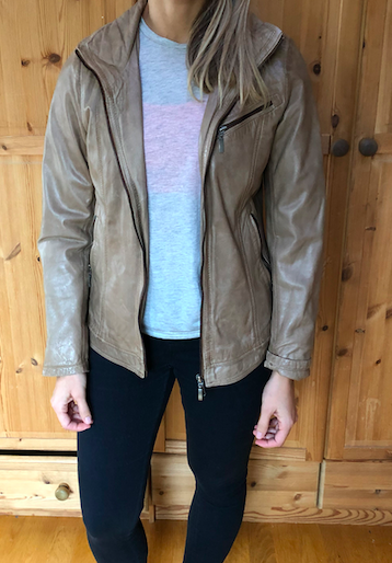 Skinnjakke fra Capri (falskt skinn) | FINN.no Skinnjakke fra Capri (falskt skinn) | FINN.no